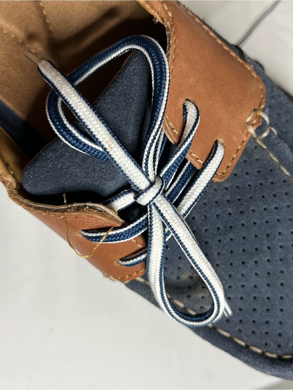 Clarks Navy and Brown Women’s Boat Shoes with Contrast Laces - Picture 6 of 12